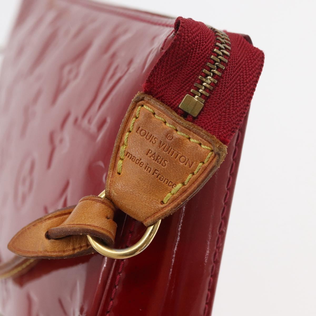 LOUIS VUITTON Vernis Pochette Accessoires Rouge Grunadine M91577 LV Auth 177031A