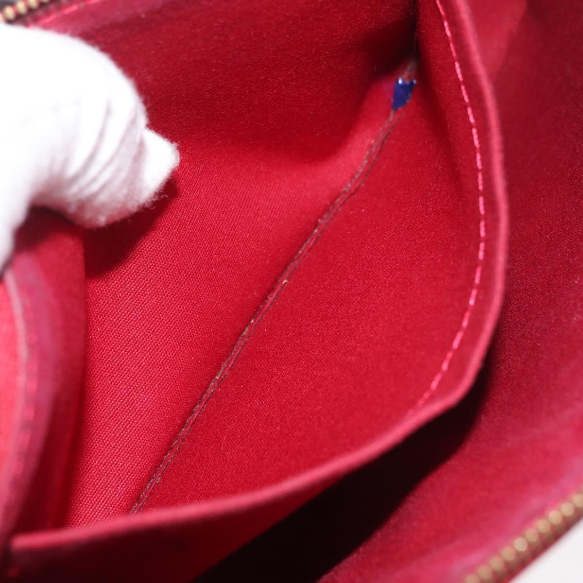 LOUIS VUITTON Vernis Pochette Accessoires Rouge Grunadine M91577 LV Auth 177031A