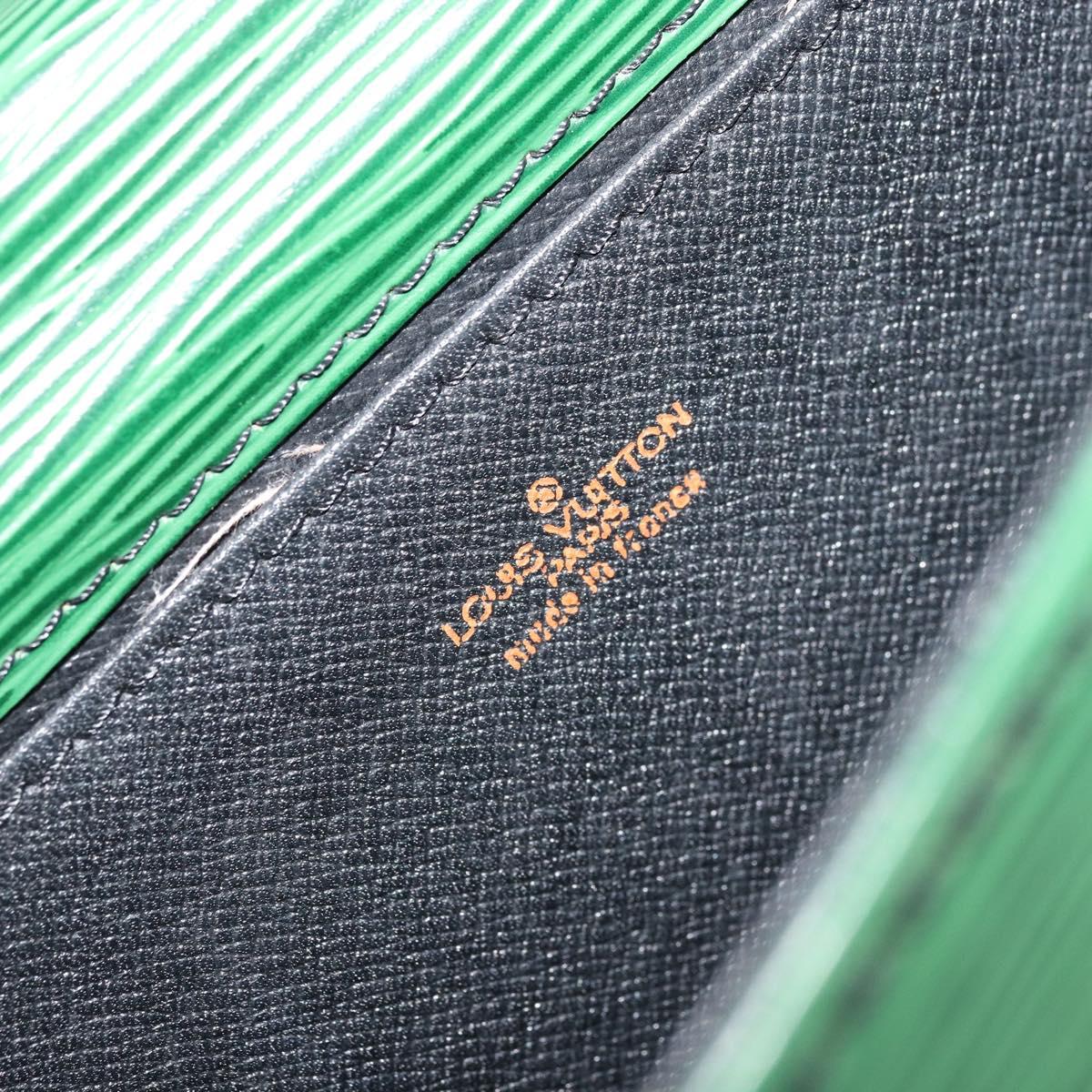 LOUIS VUITTON Epi Jena Clutch Bag Green M52724 LV Auth 177164A