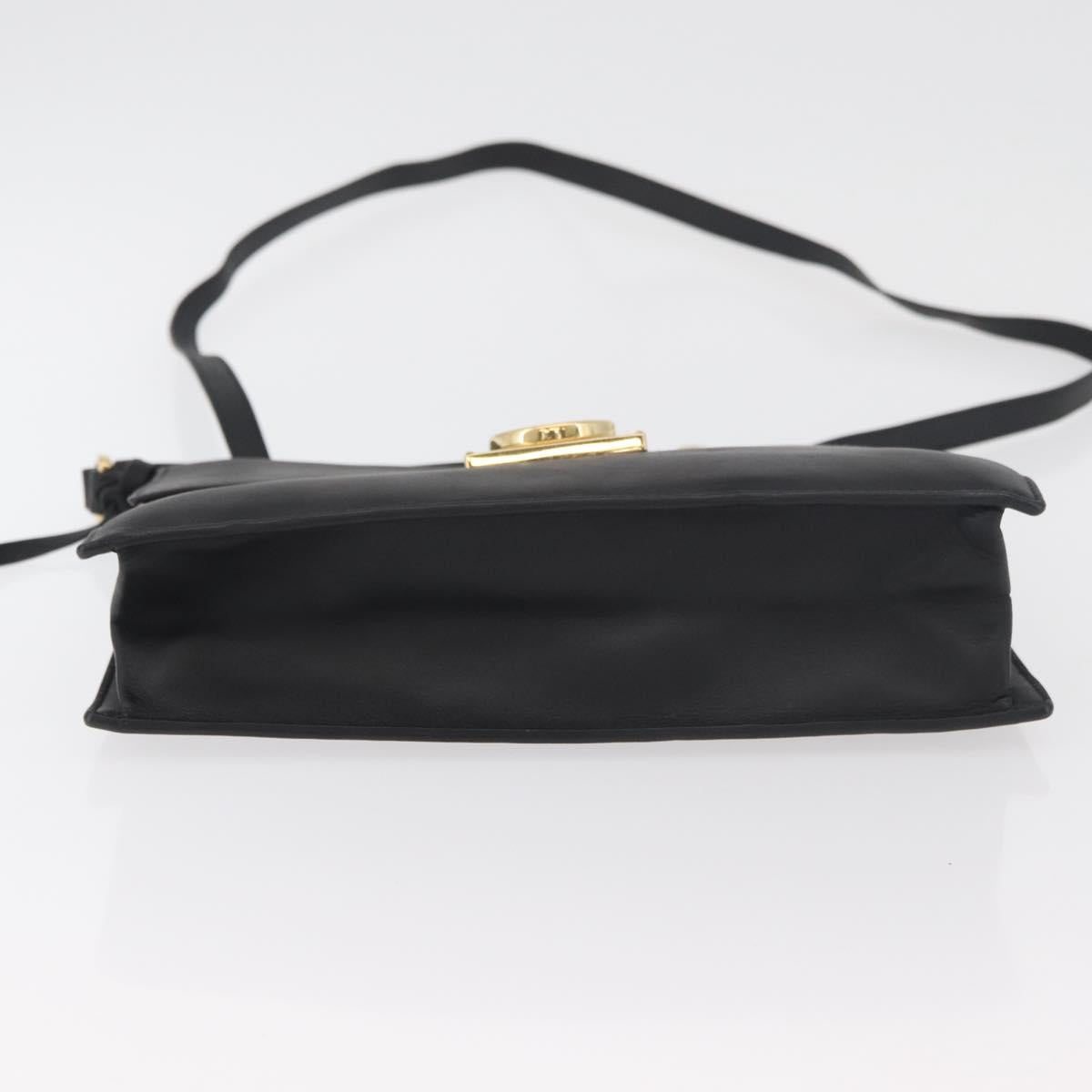 Salvatore Ferragamo Gancini Shoulder Bag Leather Black Gold Auth 177194A