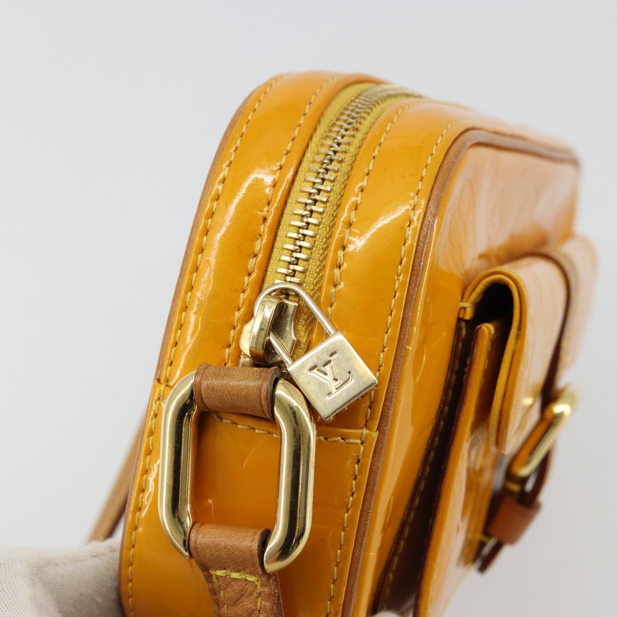 LOUIS VUITTON Monogram Vernis Christy MM Shoulder Bag Jaune M91108 Auth 177224