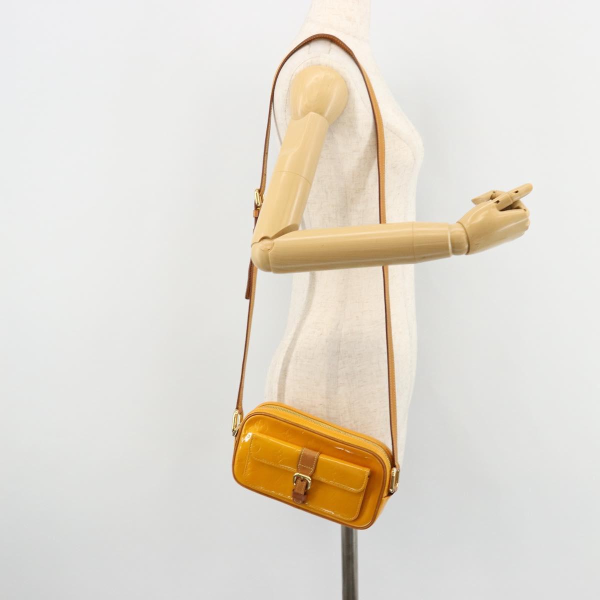 LOUIS VUITTON Monogram Vernis Christy MM Shoulder Bag Jaune M91108 Auth 177224