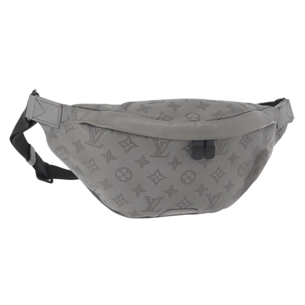 LOUIS VUITTON Monogram Shadow Discovery Bum Bag PM Gray M46108 LV Auth 177293