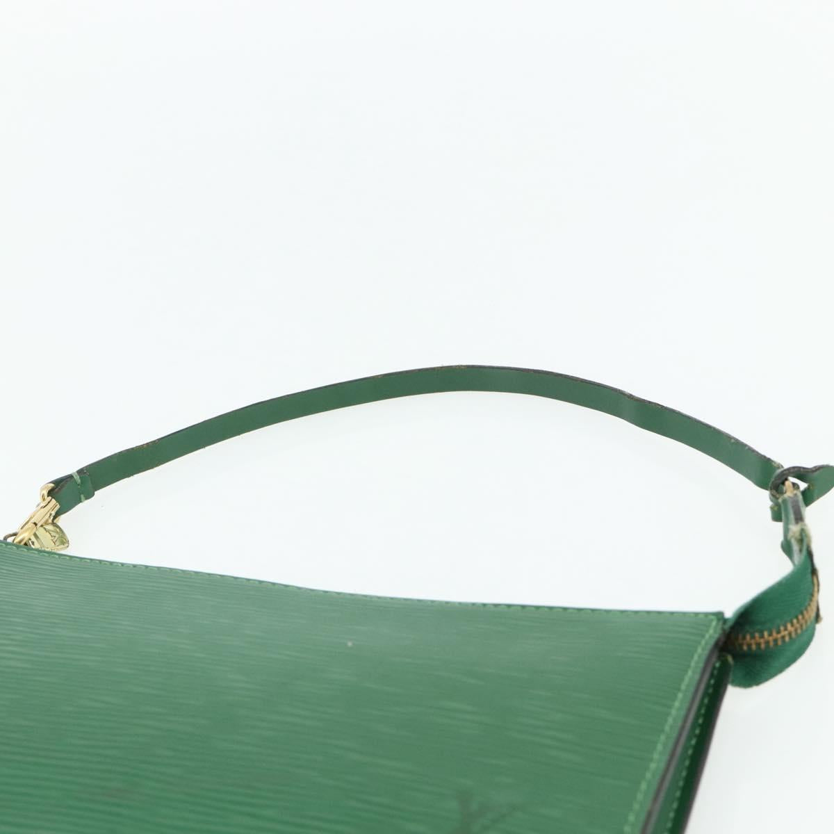 LOUIS VUITTON Epi Pochette Accessoires ¥ Pouch Green M52984 LV Auth 177295