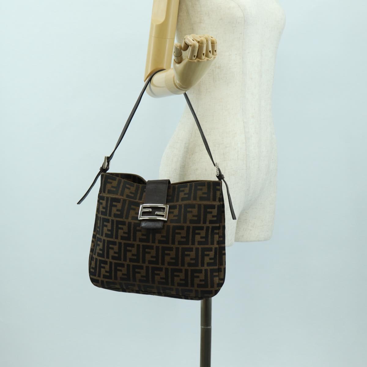 FENDI Zucca Canvas Mamma Baguette Shoulder Bag Brown Black Auth 177772SAV