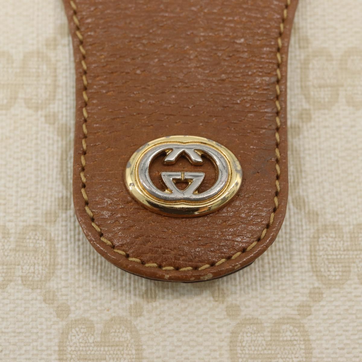 GUCCI GG Supreme Shoulder Bag PVC White Gold 116 02 076 Auth 177848