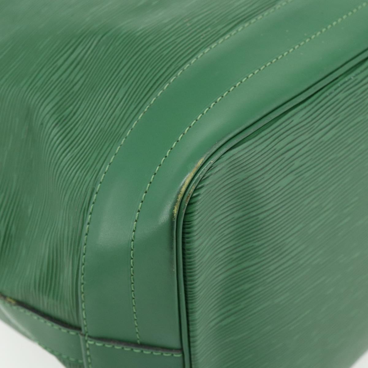 LOUIS VUITTON Epi Noe Shoulder Bag Green M44004 LV Auth 177880