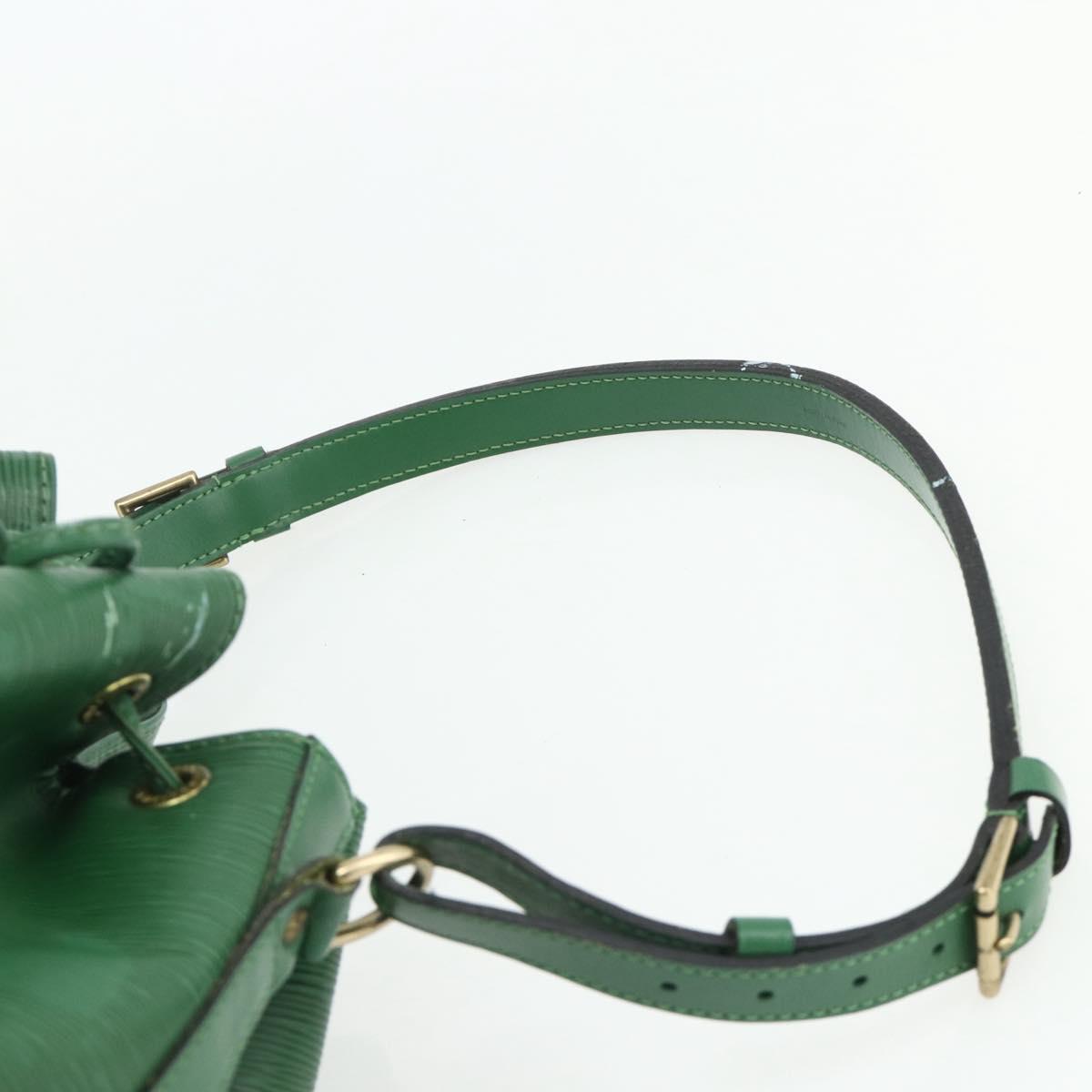 LOUIS VUITTON Epi Noe Shoulder Bag Green M44004 LV Auth 177880