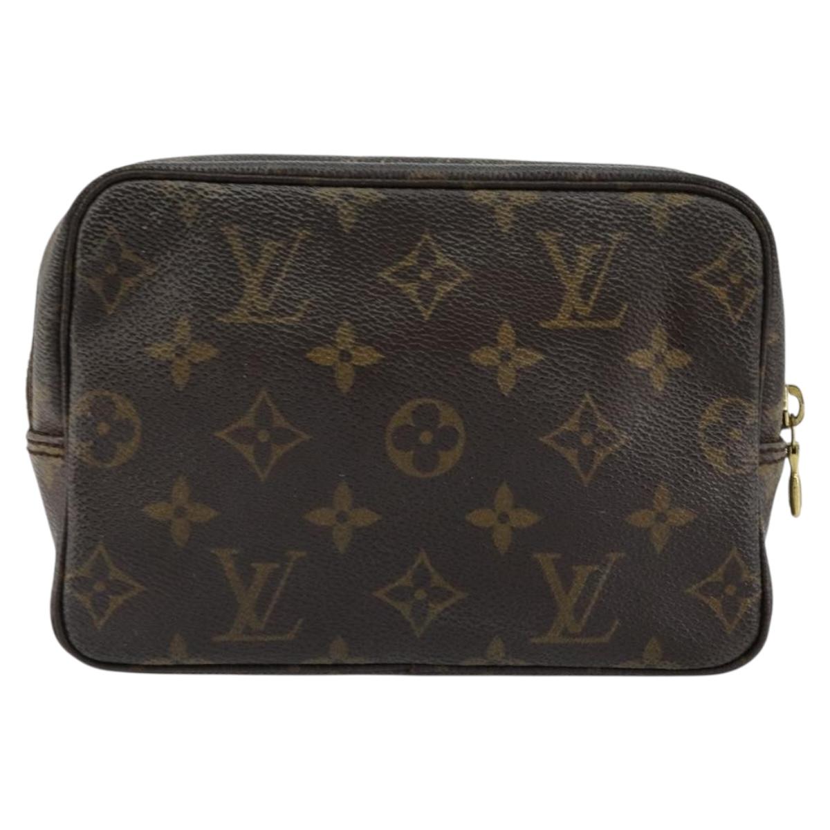 LOUIS VUITTON Monogram Trousse Toilette 18 Pouch M47526 LV Auth 177909