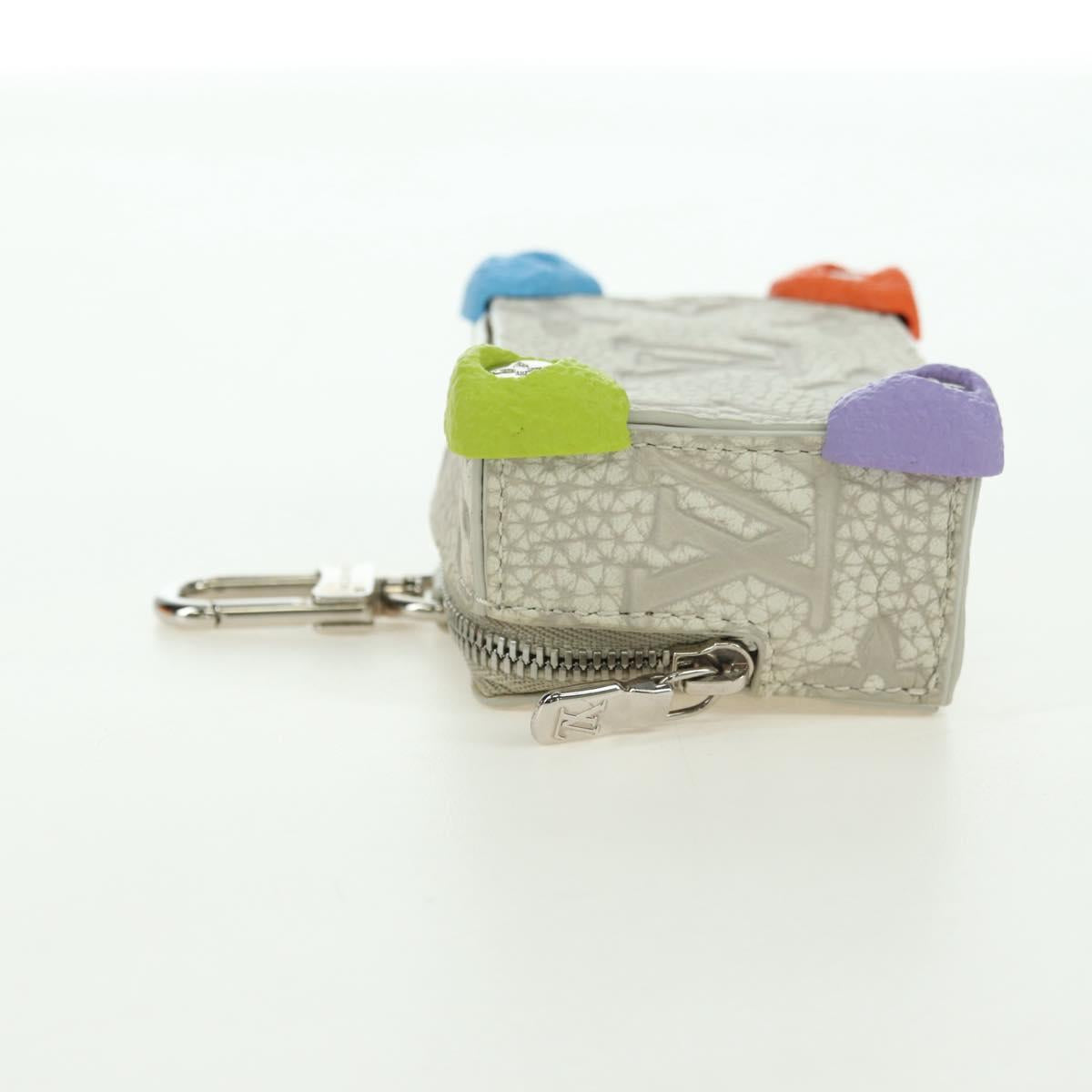 LOUIS VUITTON Taurillon Clemence Climbing Pouch Gray MP3383 LV Auth 177975M