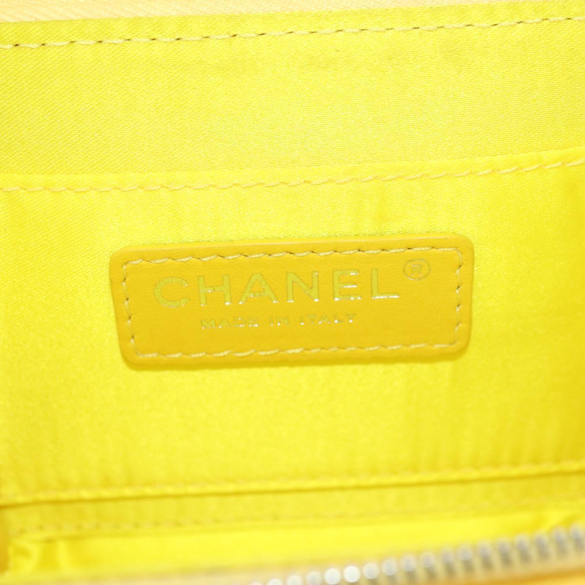 CHANEL Matelasse Chain Shoulder Bag Patent leather Yellow Silver CC Auth 177988V