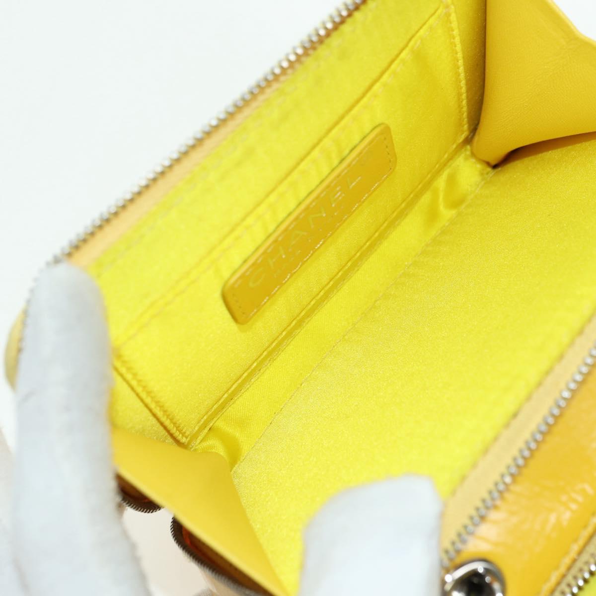 CHANEL Matelasse Chain Shoulder Bag Patent leather Yellow Silver CC Auth 177988V