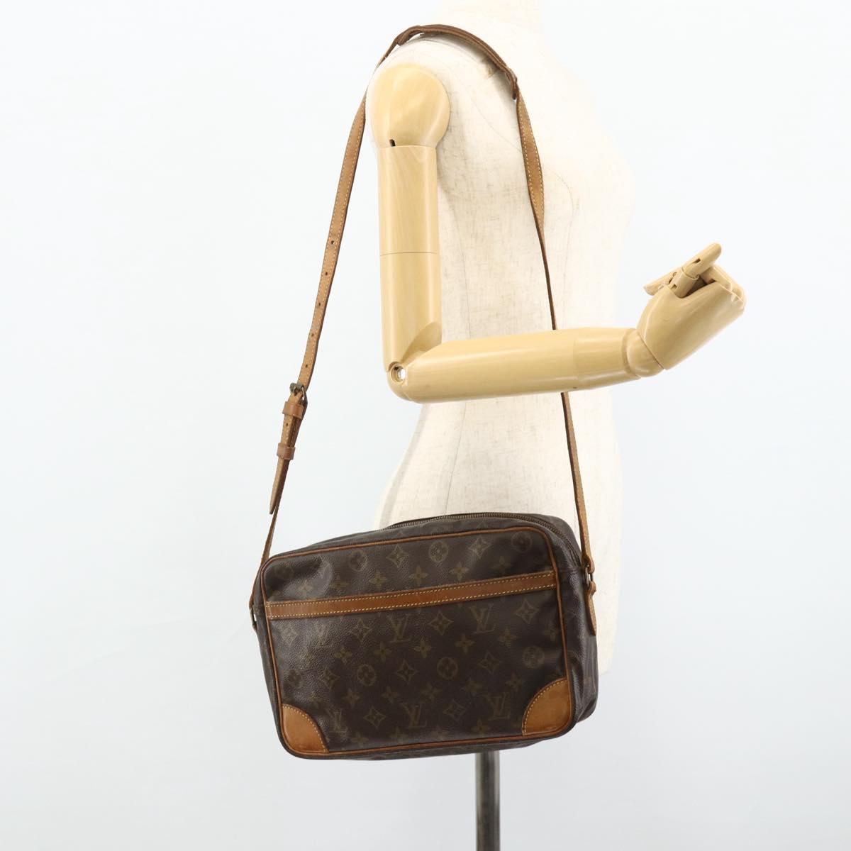 LOUIS VUITTON Monogram Trocadero 30 Shoulder Bag M51272 LV Auth 178020