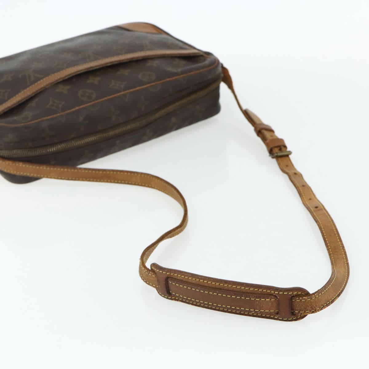 LOUIS VUITTON Monogram Trocadero 30 Shoulder Bag M51272 LV Auth 178020