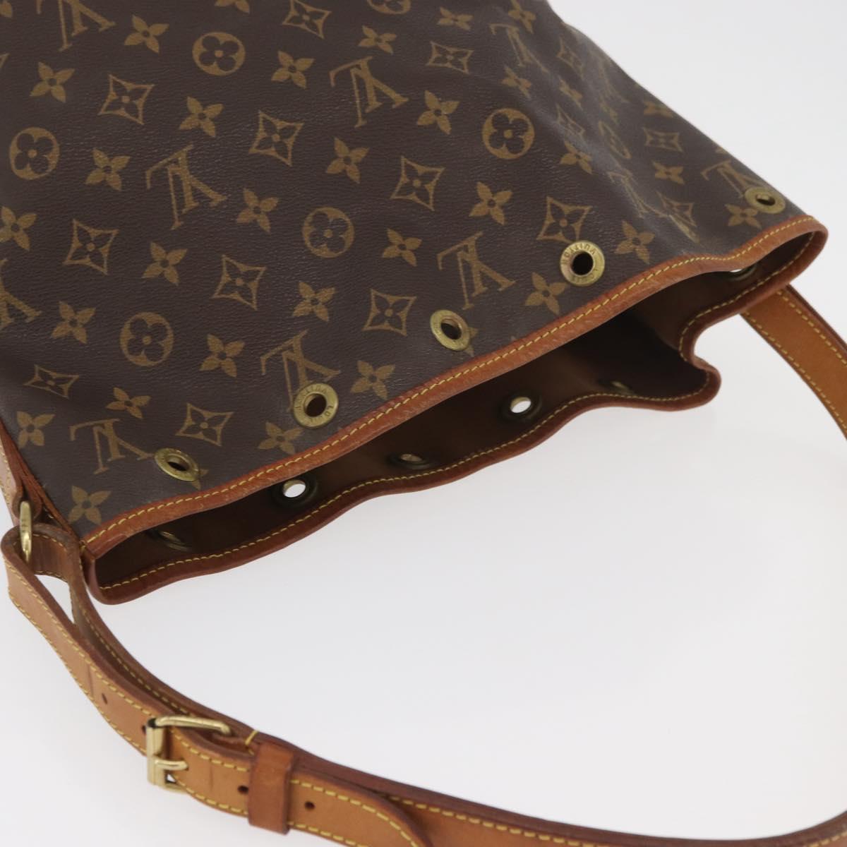 LOUIS VUITTON Monogram Petit Noe Shoulder Bag M42226 LV Auth 178191