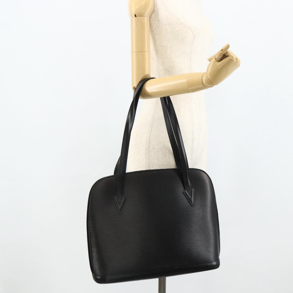 LOUIS VUITTON Epi Lussac Shoulder Bag Black M52282 LV Auth 178226A