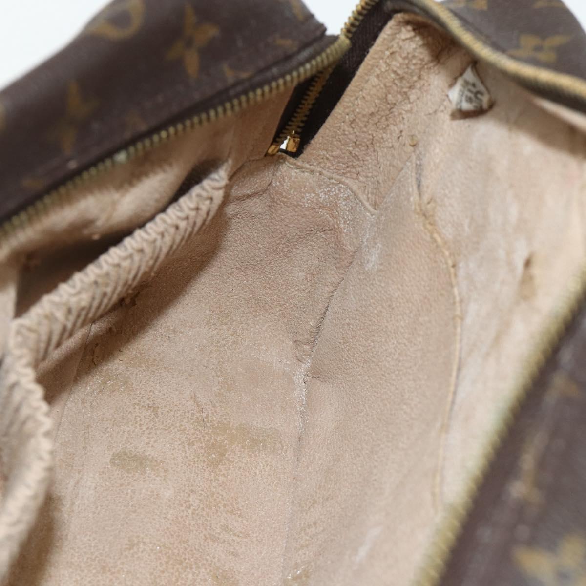 LOUIS VUITTON Monogram Trousse Toilette 28 Clutch Bag M47522 LV Auth 178361