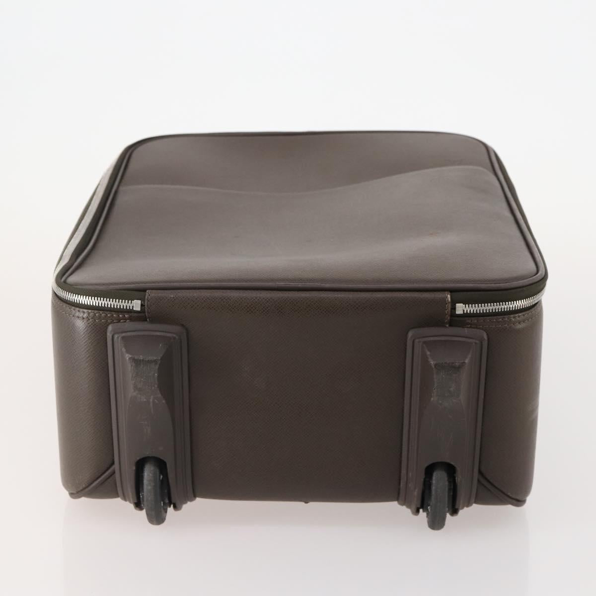 LOUIS VUITTON Taiga Pegas 45 Suitcase Grizzly M23314 LV Auth 178613