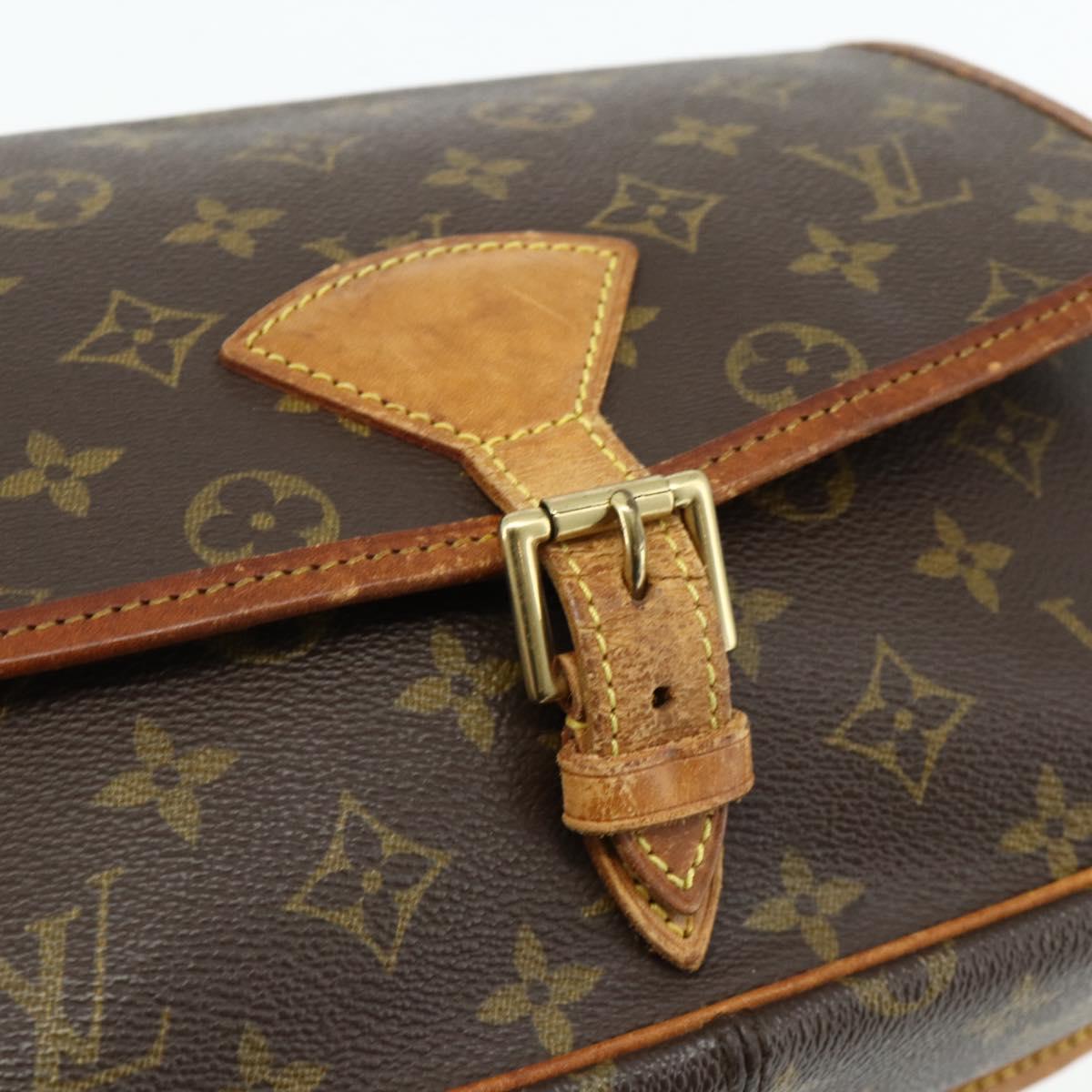 LOUIS VUITTON Monogram Sologne Shoulder Bag M42250 LV Auth 178710