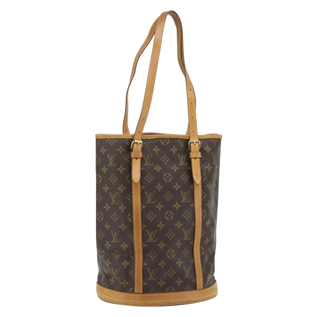 LOUIS VUITTON Monogram Bucket GM Shoulder Bag M42236 LV Auth 179022