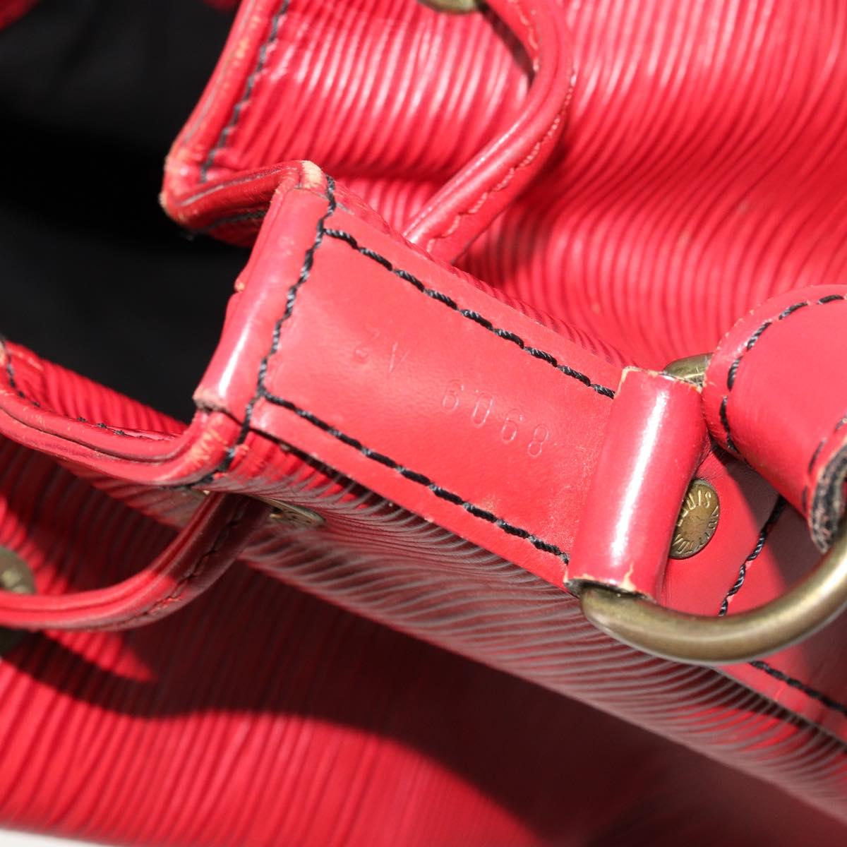 LOUIS VUITTON Epi Petit Noe Shoulder Bag Red M44107 LV Auth 179148
