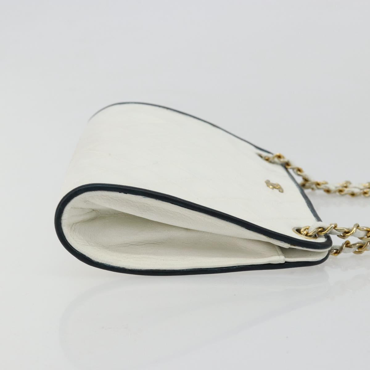 CHANEL Matelasse Chain Shoulder Bag Leather White Gold CC Auth 179186