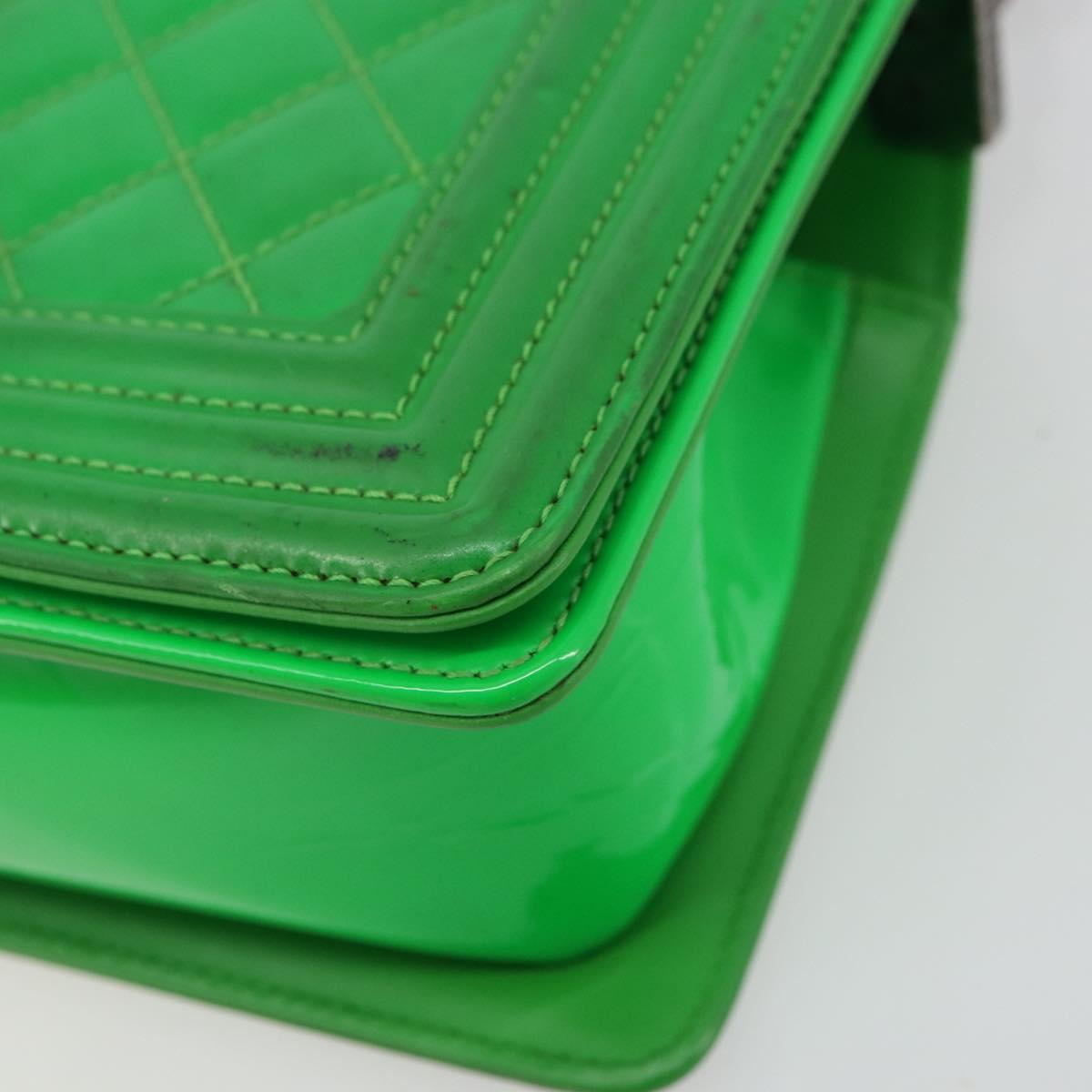 CHANEL Matelasse Chain Shoulder Bag Patent leather Green CC Auth 179242