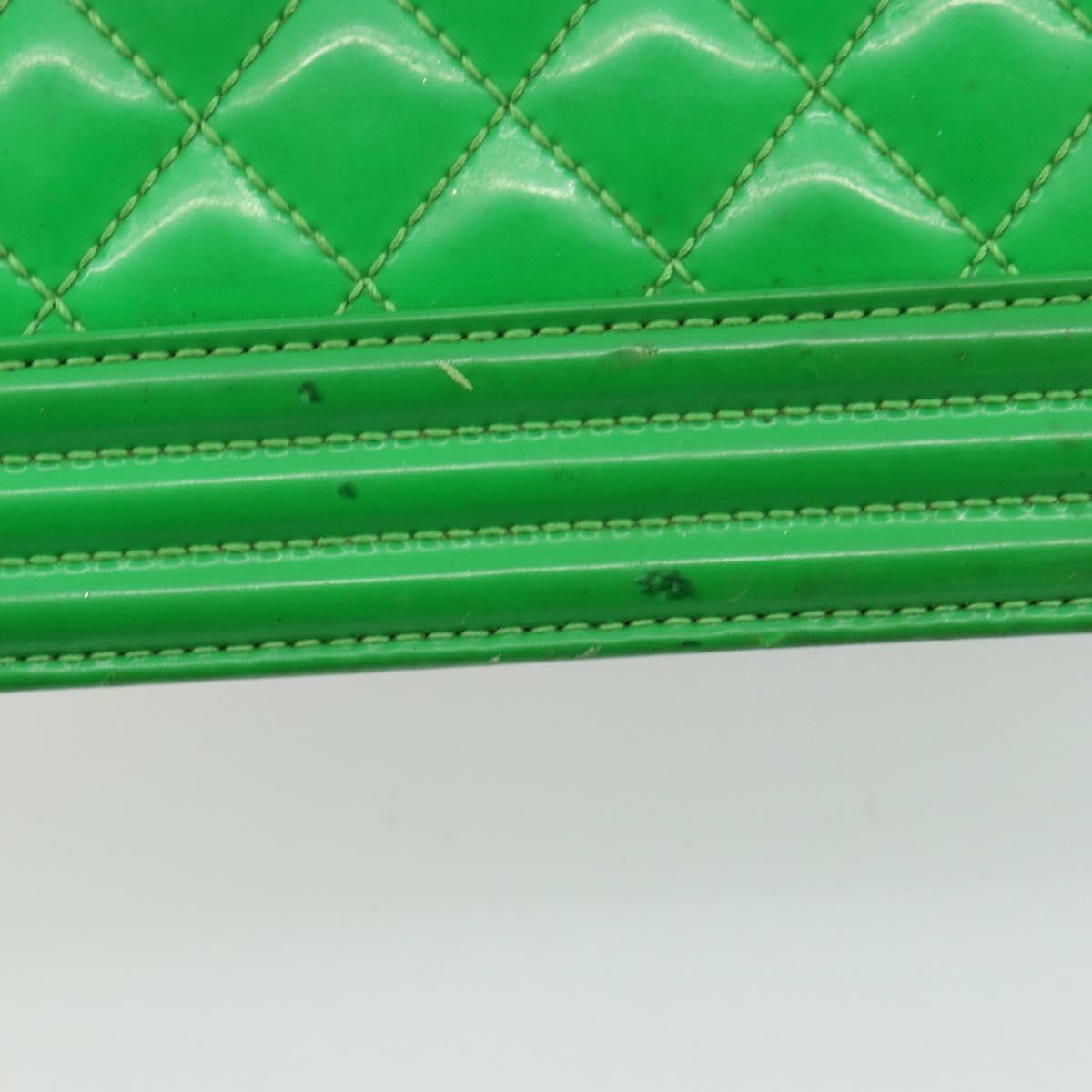 CHANEL Matelasse Chain Shoulder Bag Patent leather Green CC Auth 179242