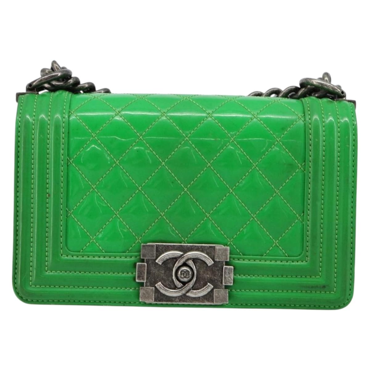 CHANEL Matelasse Chain Shoulder Bag Patent leather Green CC Auth 179242