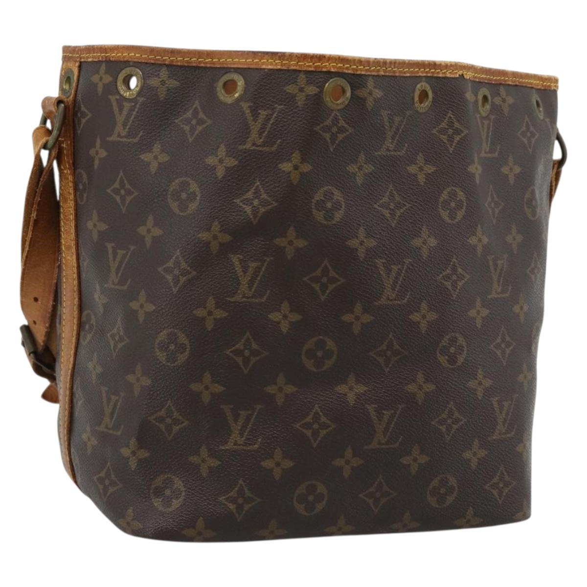 LOUIS VUITTON Monogram Petit Noe Shoulder Bag M42226 LV Auth 179545