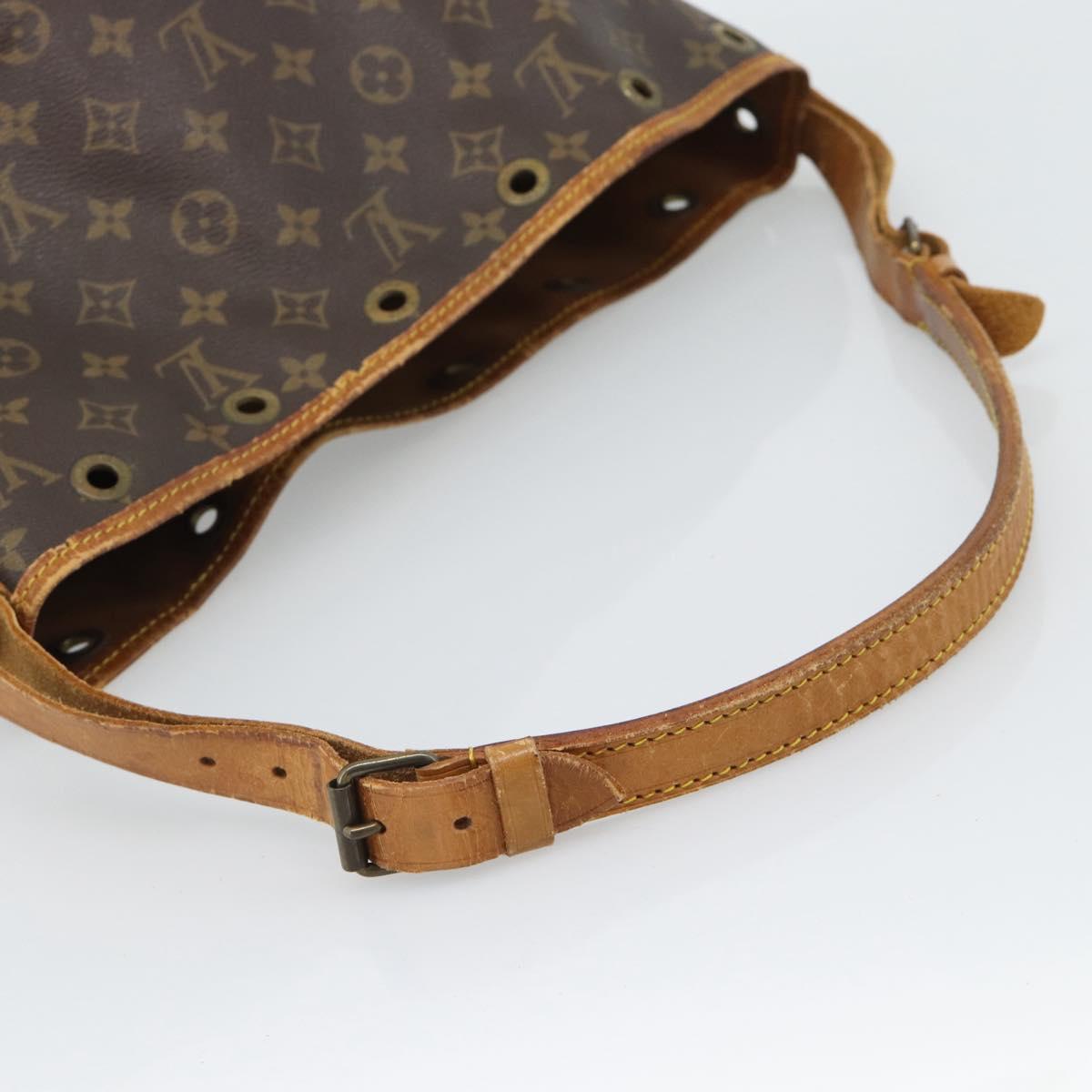 LOUIS VUITTON Monogram Petit Noe Shoulder Bag M42226 LV Auth 179545