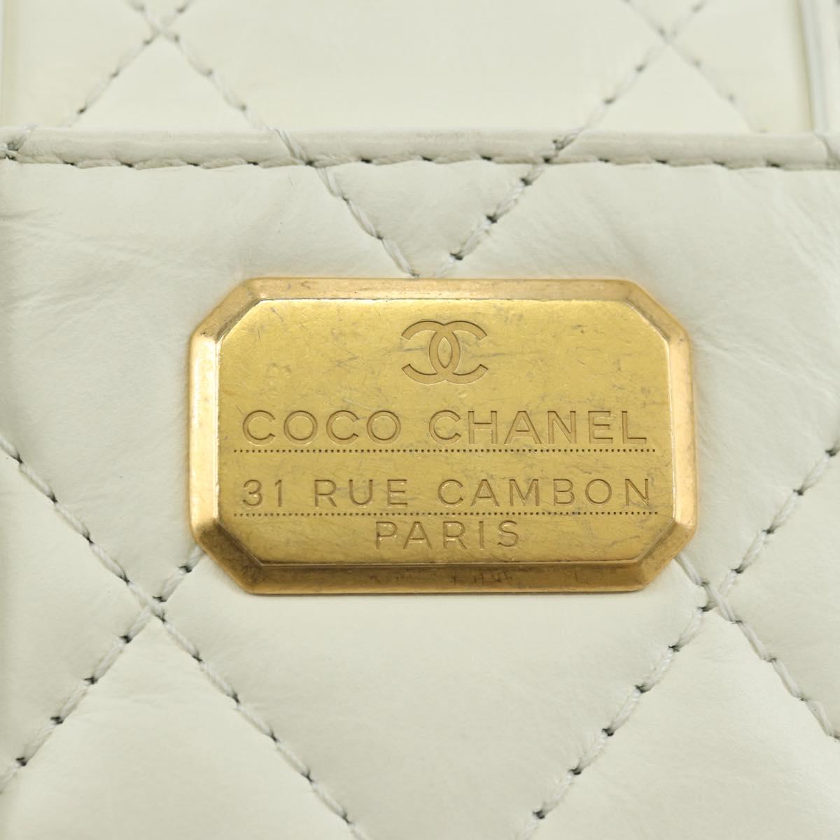 CHANEL Matelasse Chain Shoulder Bag Leather 2way White Gold CC Auth 179581SAM