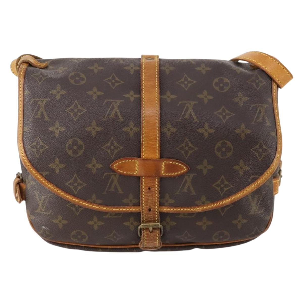 LOUIS VUITTON Monogram Saumur 30 Shoulder Bag M42256 LV Auth 179755