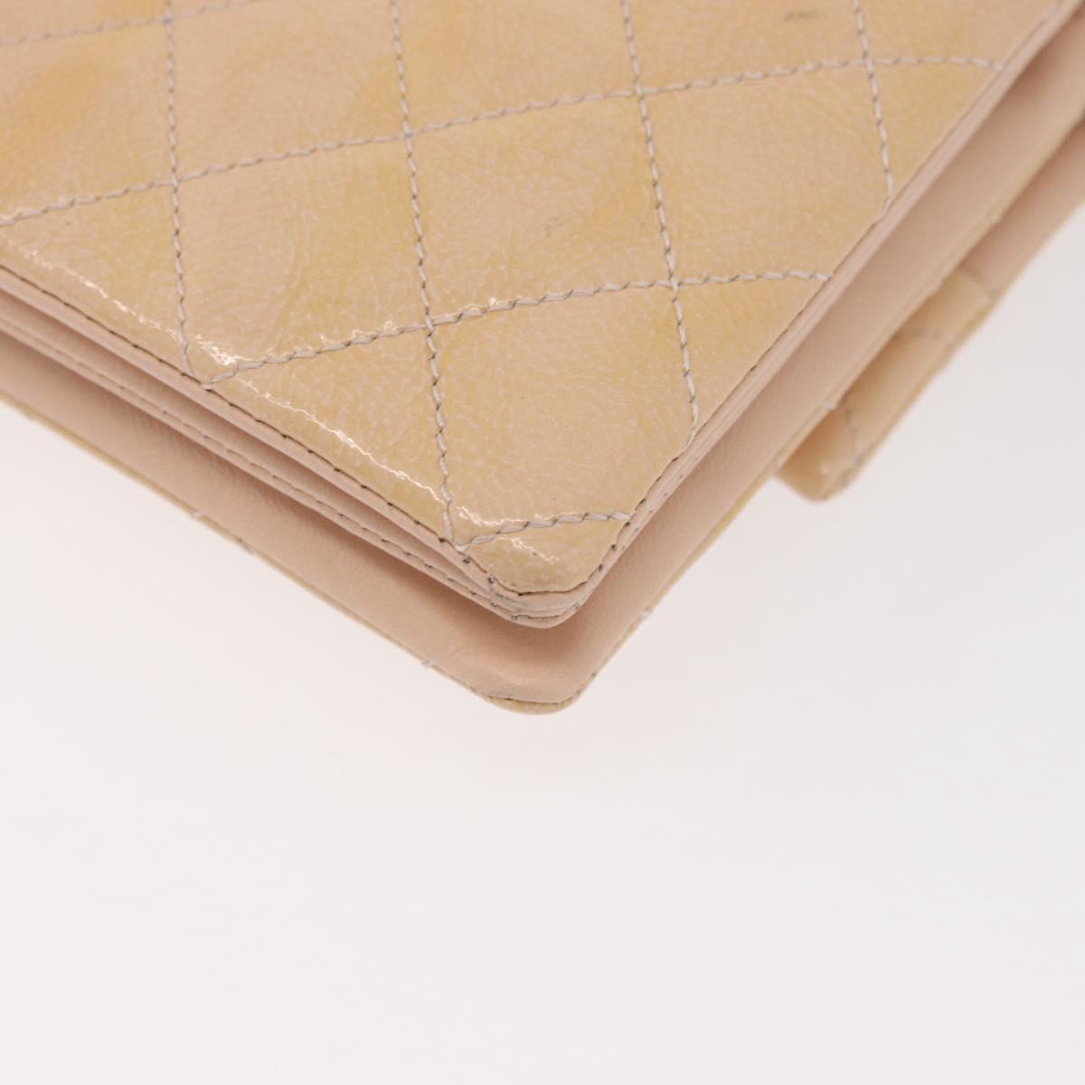 CHANEL Matelasse Chain Shoulder Bag Patent leather Beige Gold CC Auth 179868A