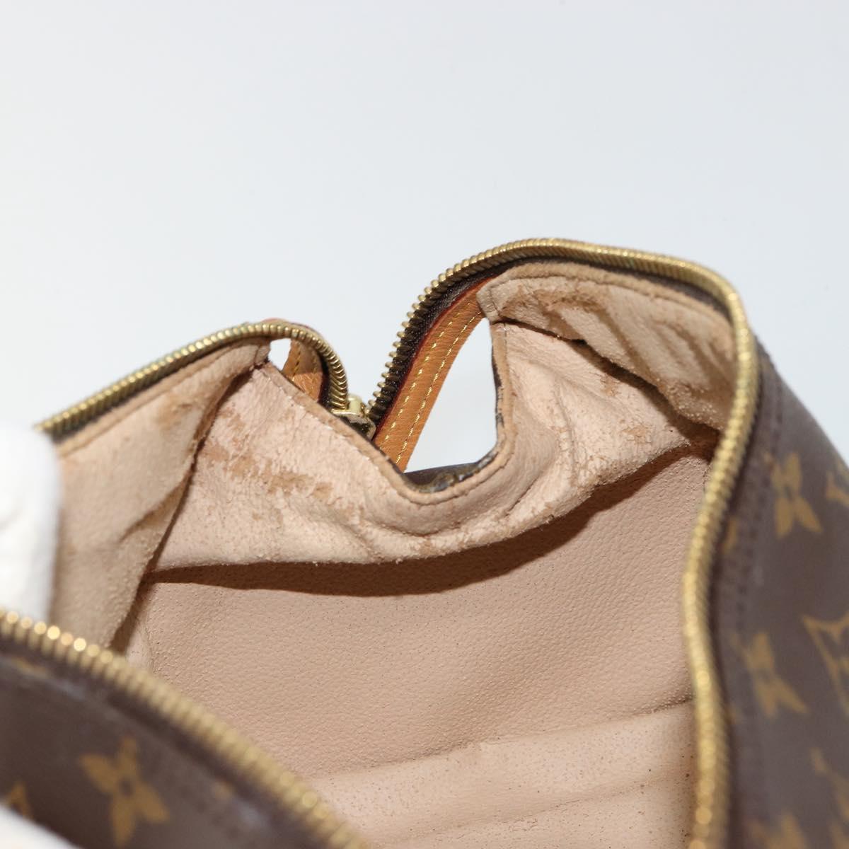 LOUIS VUITTON Monogram Trousse Patte Pression Cosmetic Pouch M47636 Auth 180318