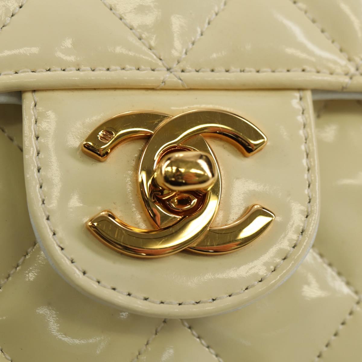 CHANEL Mini Matelasse 17 Chain Bag Patent leather Ivory Gold CC Auth 180353V