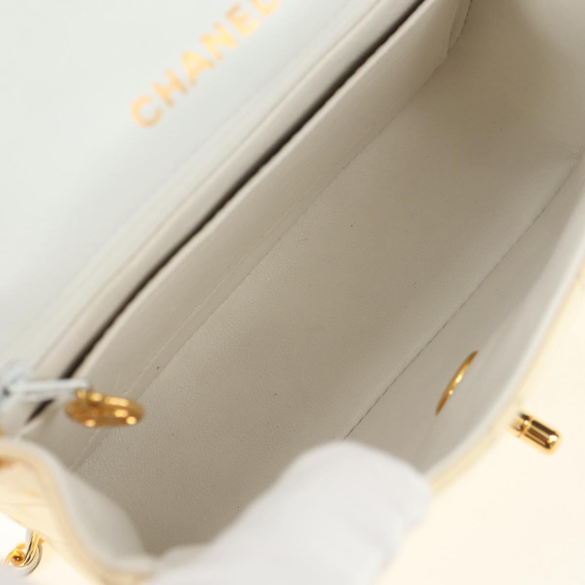 CHANEL Mini Matelasse 17 Chain Bag Patent leather Ivory Gold CC Auth 180353V