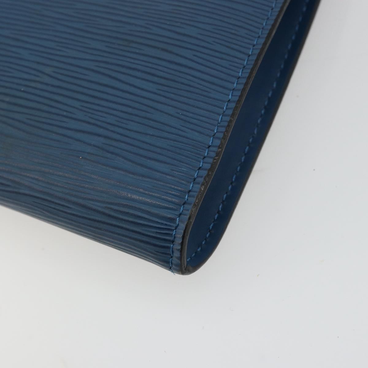 LOUIS VUITTON Epi Pochette Accessoires Pouch Blue M52985 LV Auth 180384