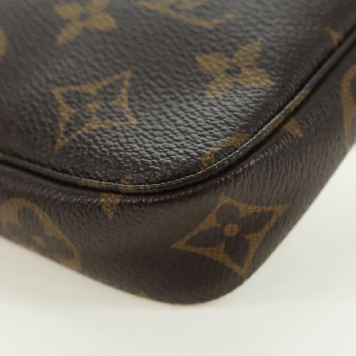 LOUIS VUITTON Monogram Mini Pochette Accessoires Pouch N41667 LV Auth 180386M