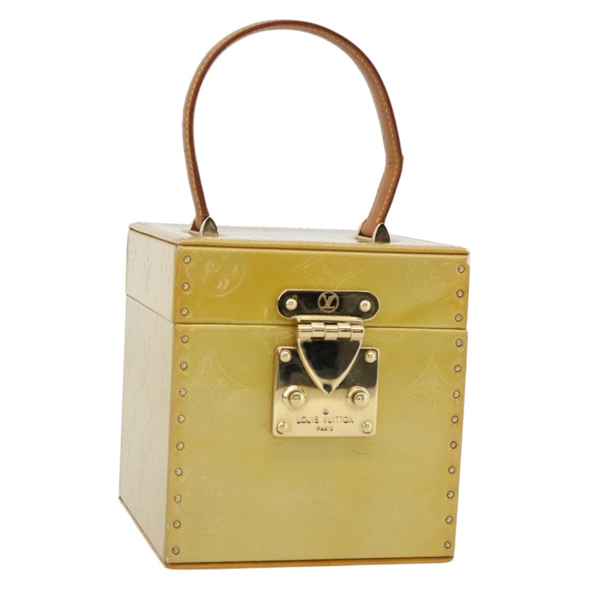 LOUIS VUITTON Monogram Vernis Bleecker Cosmetic Pouch Beige M91002 Auth 180424
