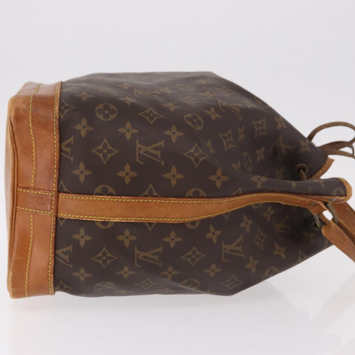 LOUIS VUITTON Monogram Noe Shoulder Bag M42224 LV Auth 180454