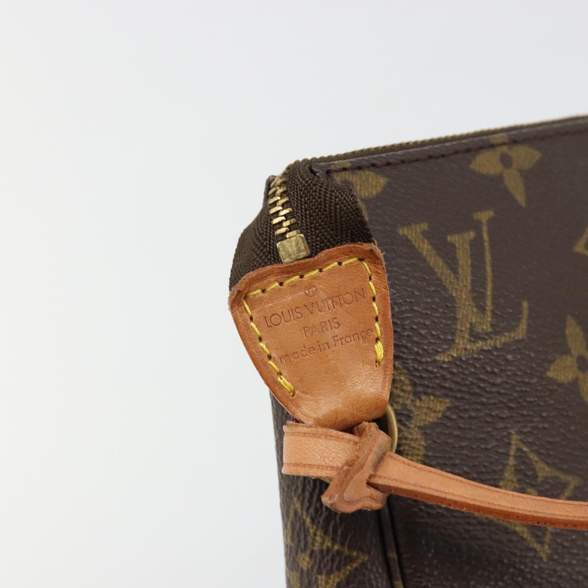 LOUIS VUITTON Monogram Pochette Accessoires Pouch M51980 LV Auth 180530V