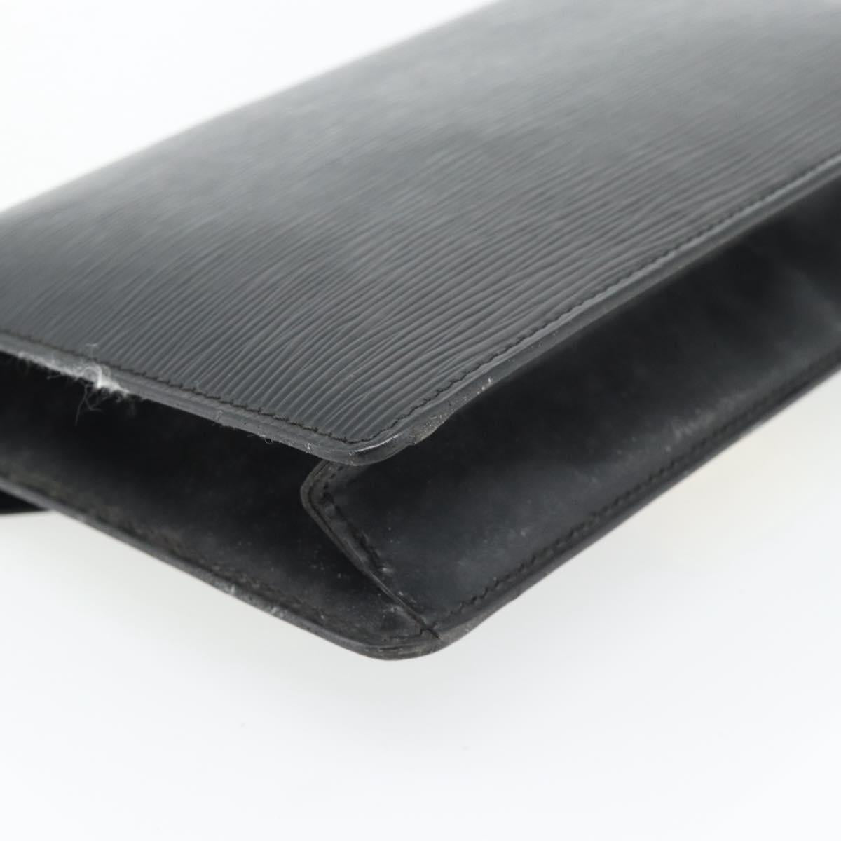 LOUIS VUITTON Epi Serie Dragonne Clutch Bag Black Noir M52612 LV Auth 180593