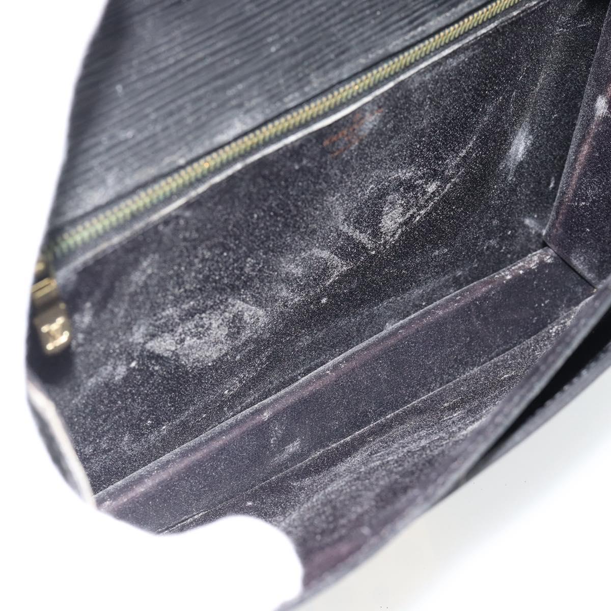 LOUIS VUITTON Epi Serie Dragonne Clutch Bag Black Noir M52612 LV Auth 180593
