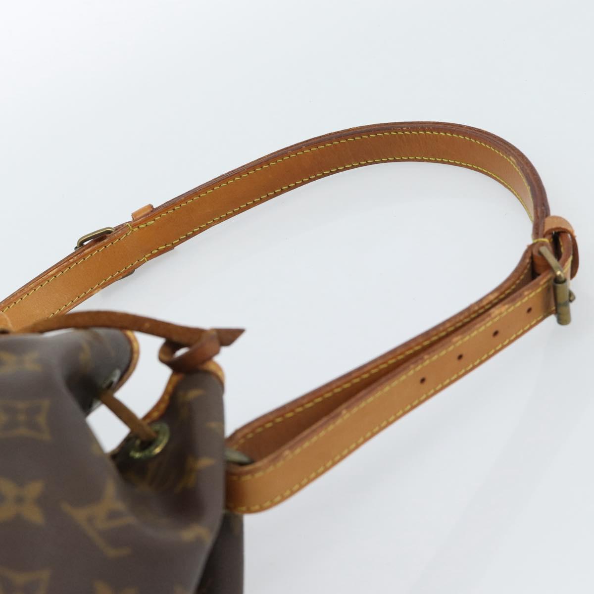 LOUIS VUITTON Monogram Petit Noe Shoulder Bag M42226 LV Auth 180737