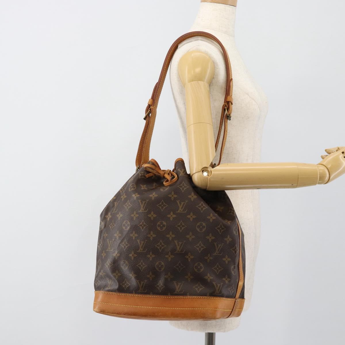 LOUIS VUITTON Monogram Noe Shoulder Bag M42224 LV Auth 180740