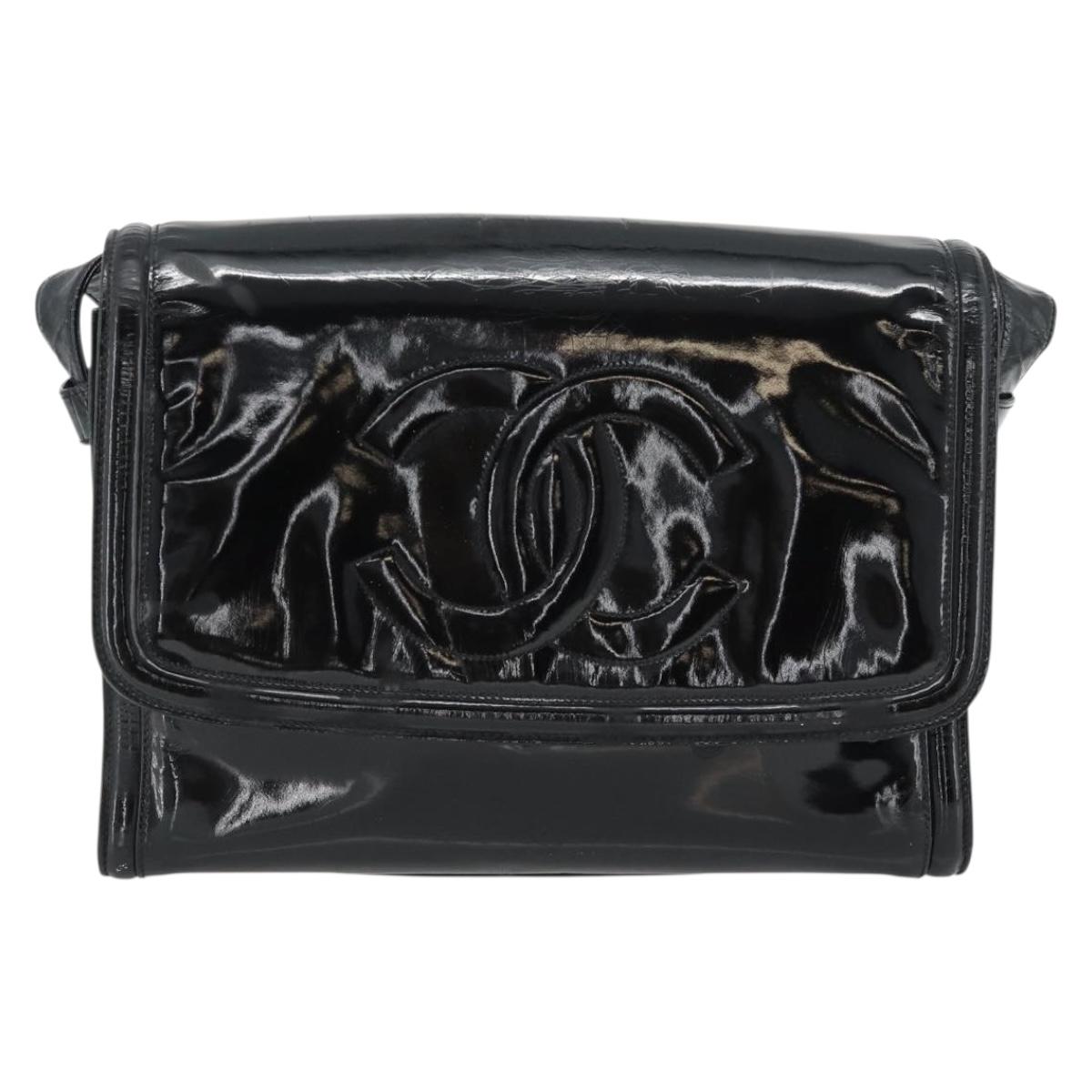 CHANEL Shoulder Bag Patent leather Black Gold CC Auth 180857