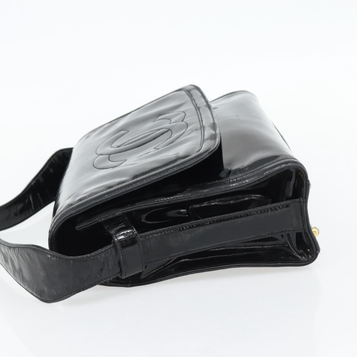 CHANEL Shoulder Bag Patent leather Black Gold CC Auth 180857