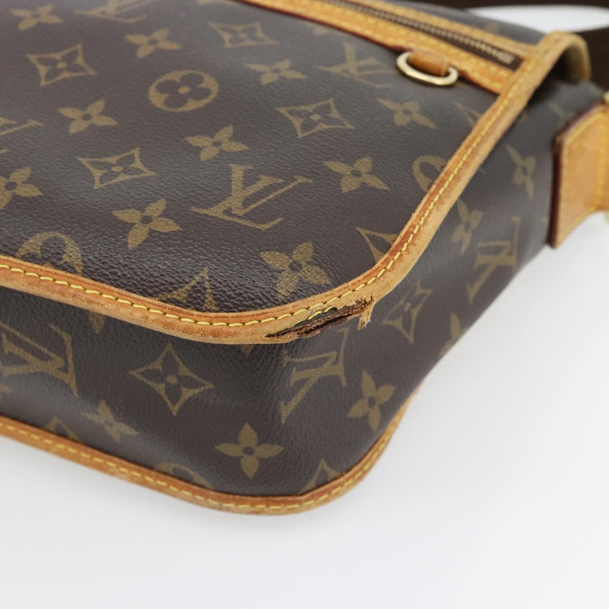 LOUIS VUITTON Monogram Messenger Bosphore PM Shoulder Bag M40106 LV Auth 180881