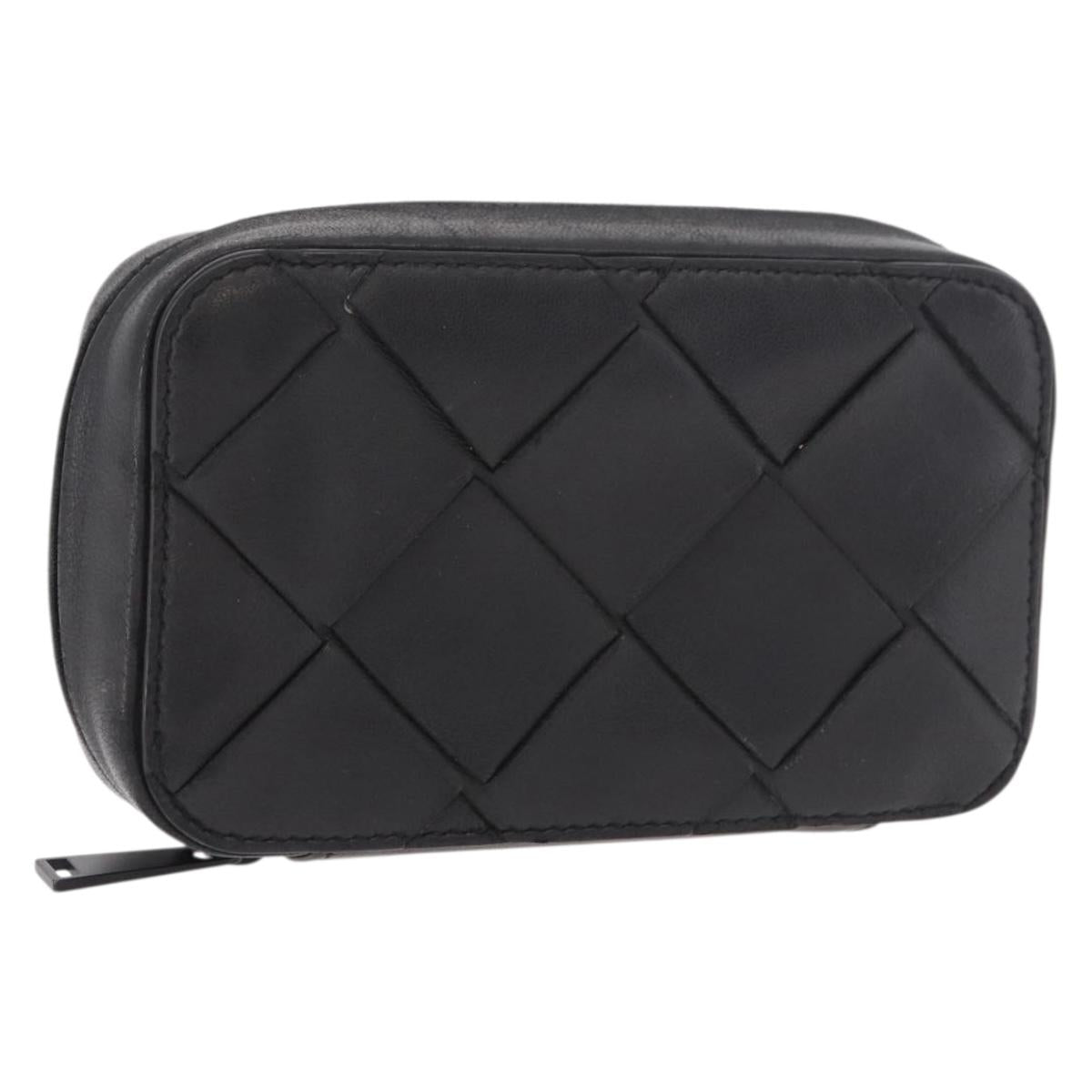 BOTTEGA VENETA MAXI INTRECCIATO Pouch Leather Black Auth 180883A